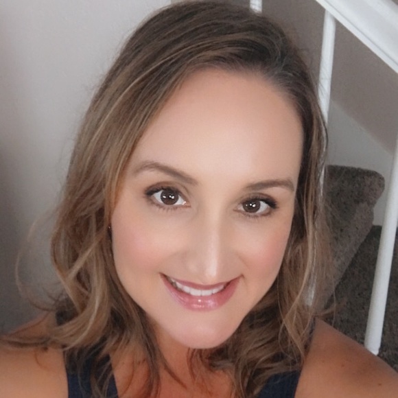 Meet your Posher, Gretchen - Picture 1 of 1